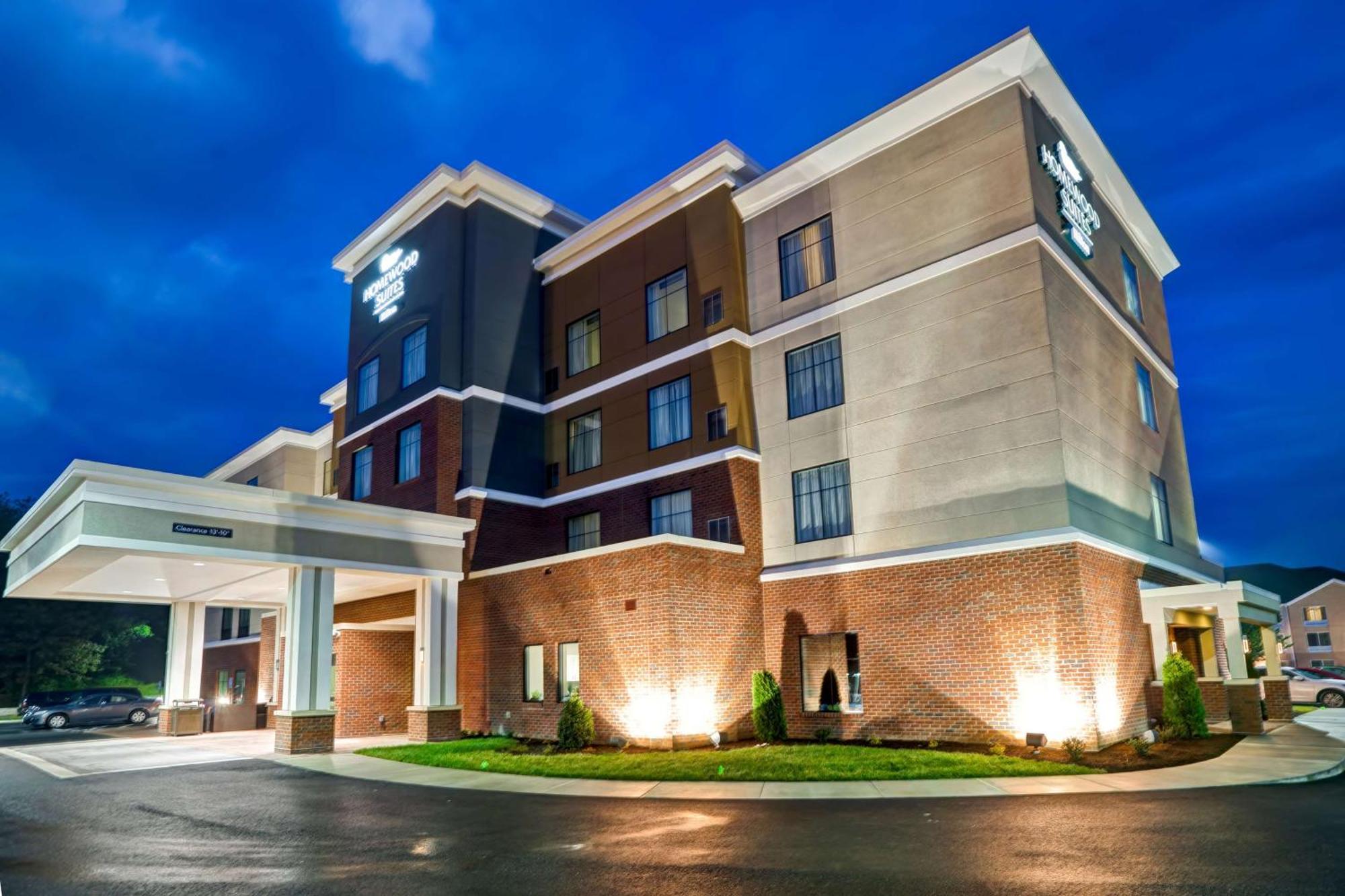Homewood Suites By Hilton Christiansburg Esterno foto